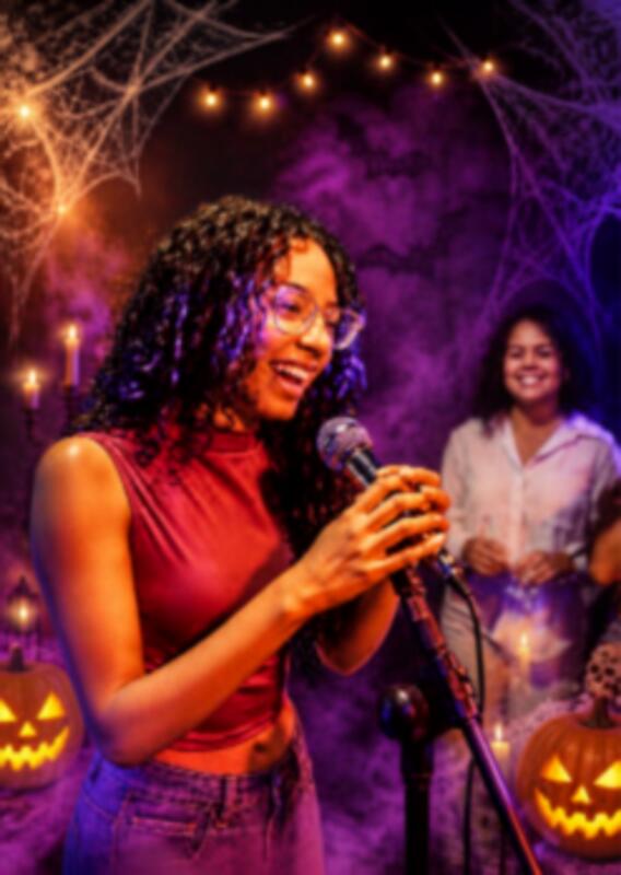 halloween-karaoke-girls-singing